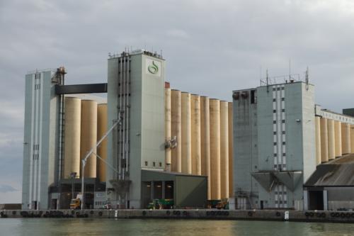 小型三回程烘干机现场图